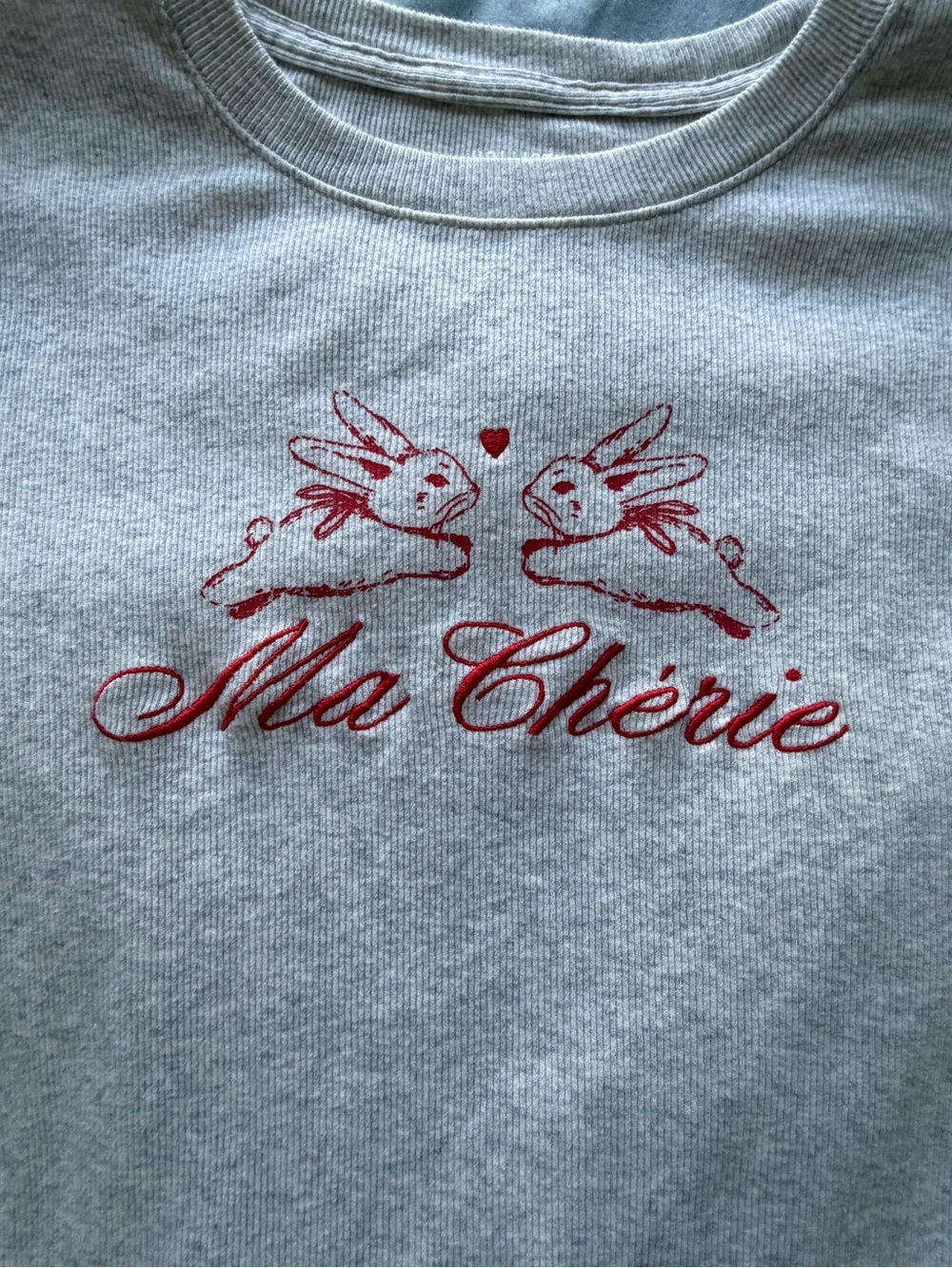 Hollister Light Gray Short Sleeve Tee with Red 'Ma Chérie' Bunny Motif - Picture 3 of 4